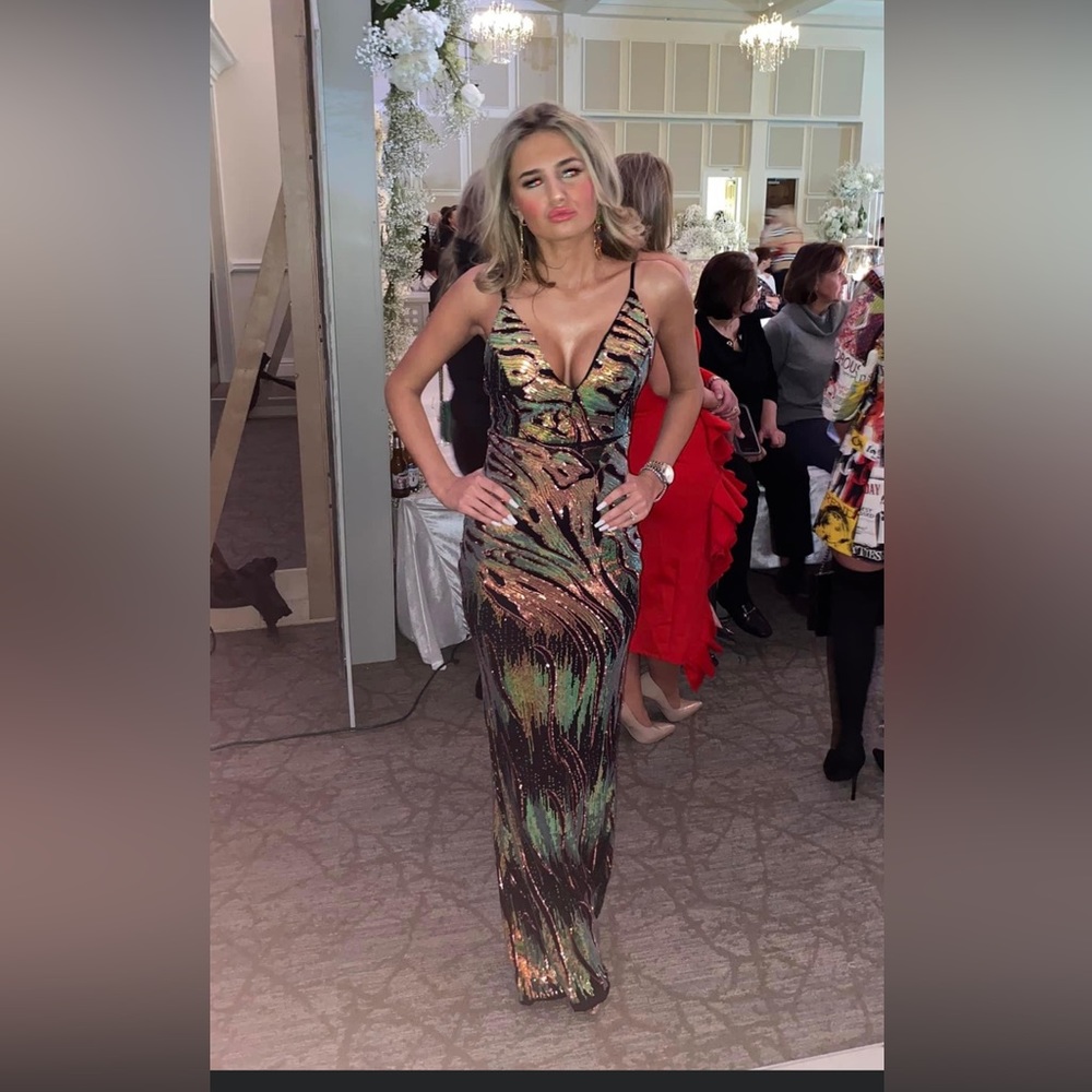 Women’s gown